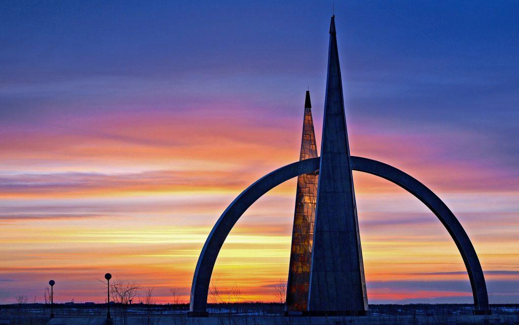 Salekhard Travel Guide: Life on the Arctic Circle ❄️🌍